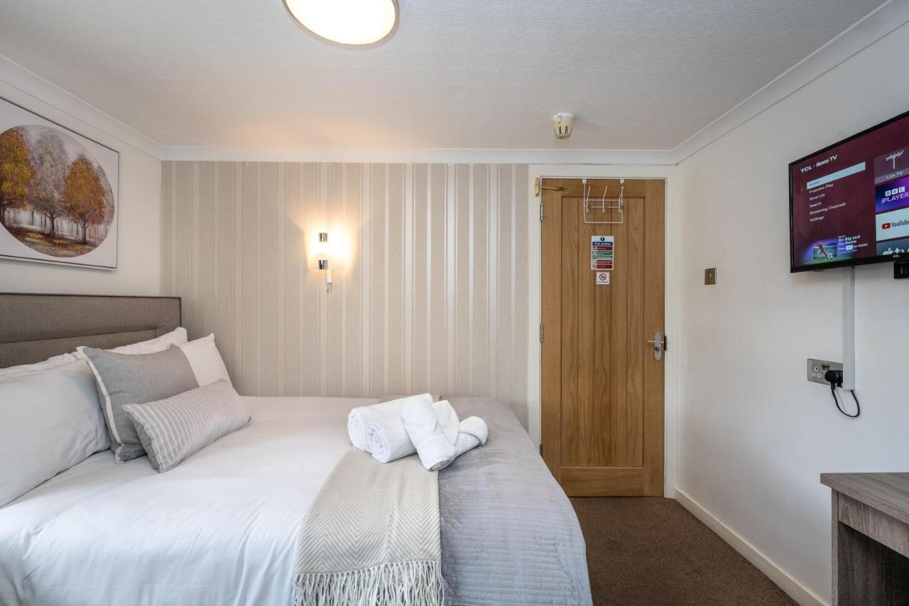 The New Lodge Pontardawe Eksteriør billede