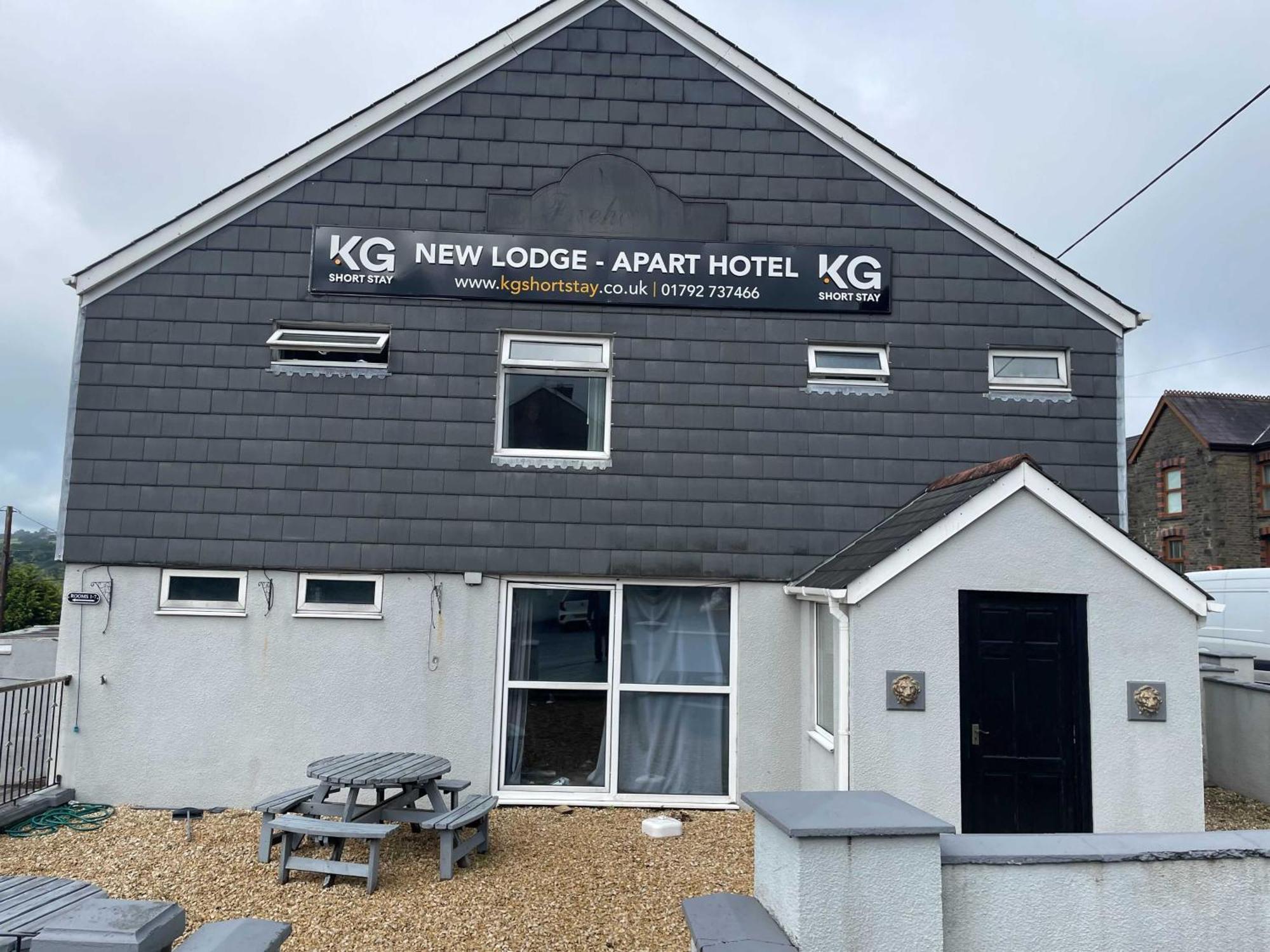 The New Lodge Pontardawe Eksteriør billede