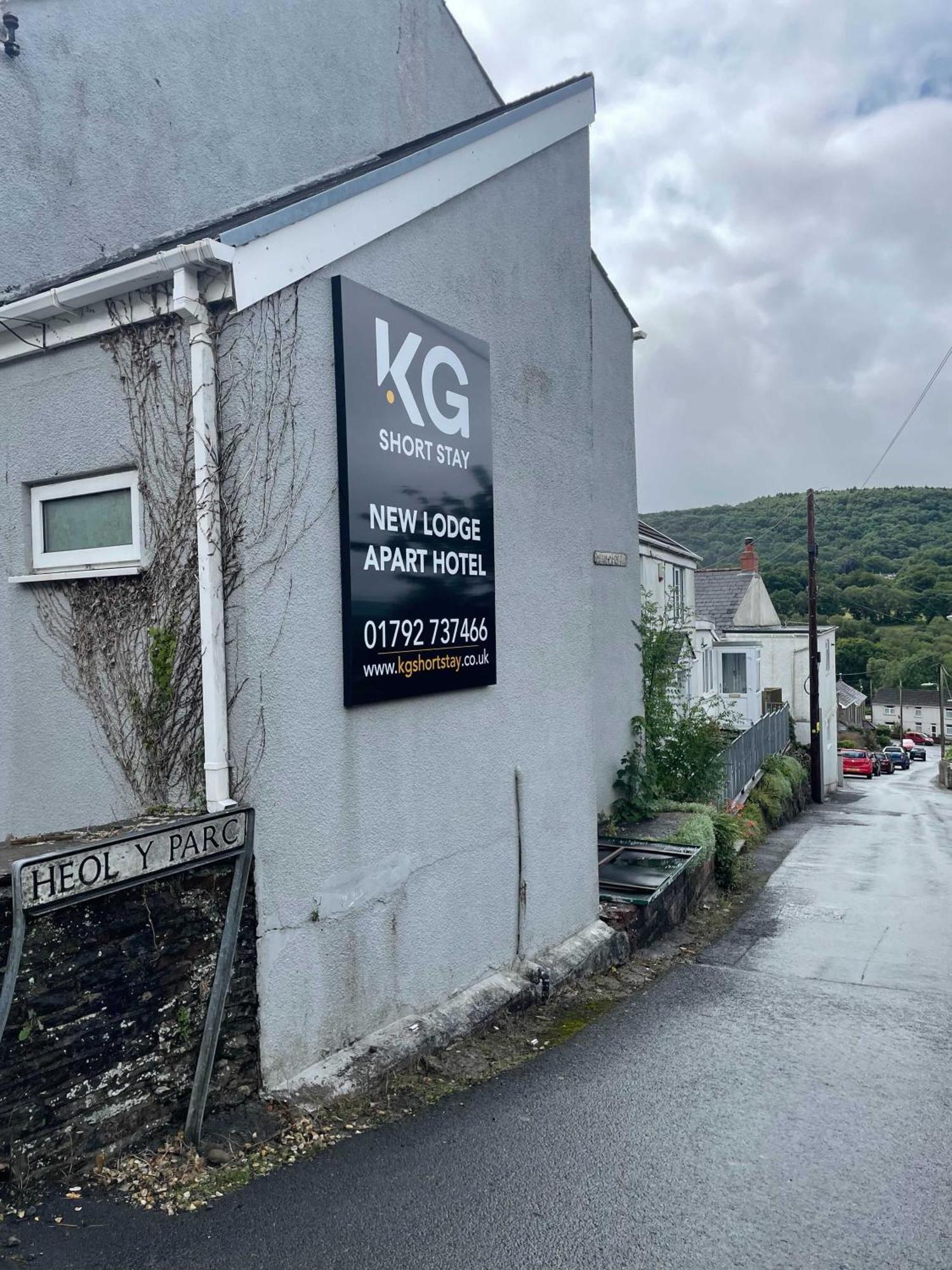 The New Lodge Pontardawe Eksteriør billede